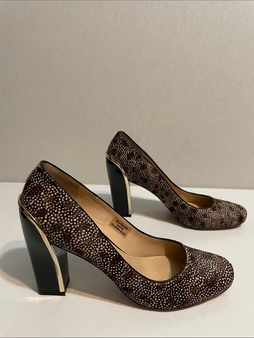 Diane Von Furstenberg Brown and tan Speckled Round-Toe Pumps. 10M
